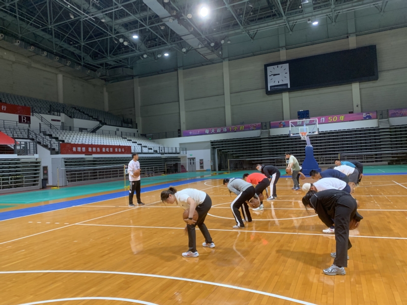 4-3！欧洲最神奇球队诞生：开局5轮0胜进降级区！如今升至第3争冠