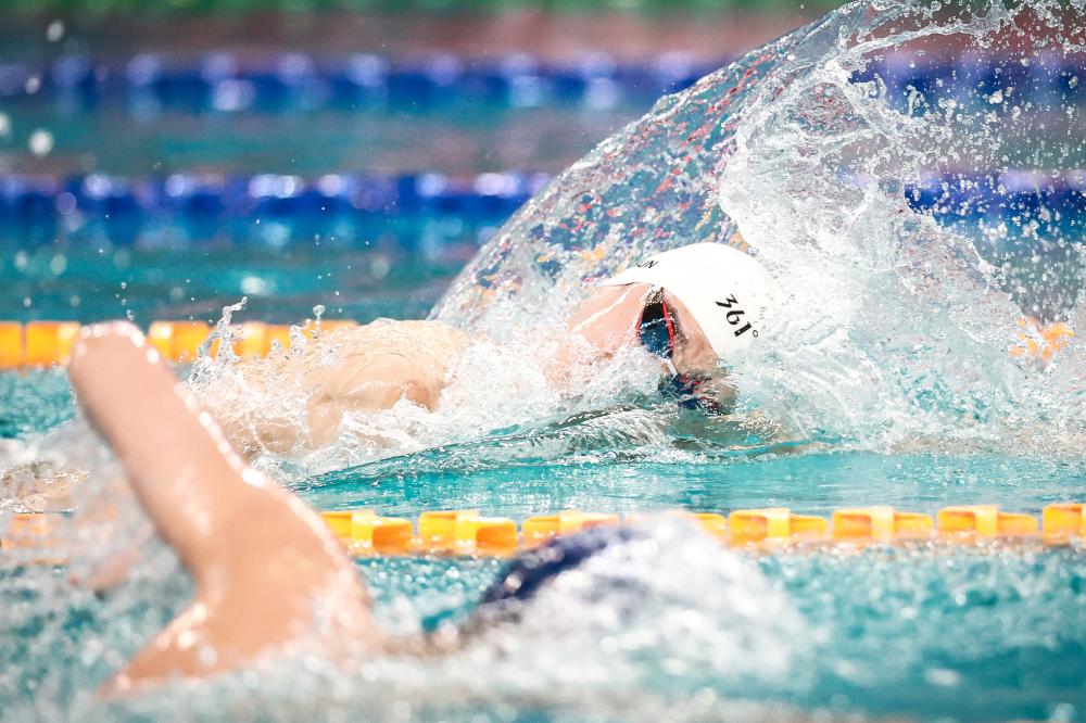 末节被弃用！周琦高效砍两双，杀伤力十足无奈罚球一般