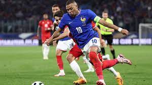 阿尔巴：我小时候因身高被巴萨放弃；退役是深思熟虑后的决定